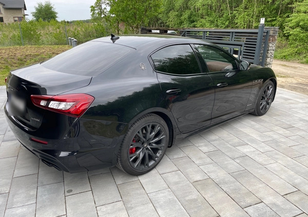 Maserati Ghibli cena 269000 przebieg: 25500, rok produkcji 2020 z Sępopol małe 596